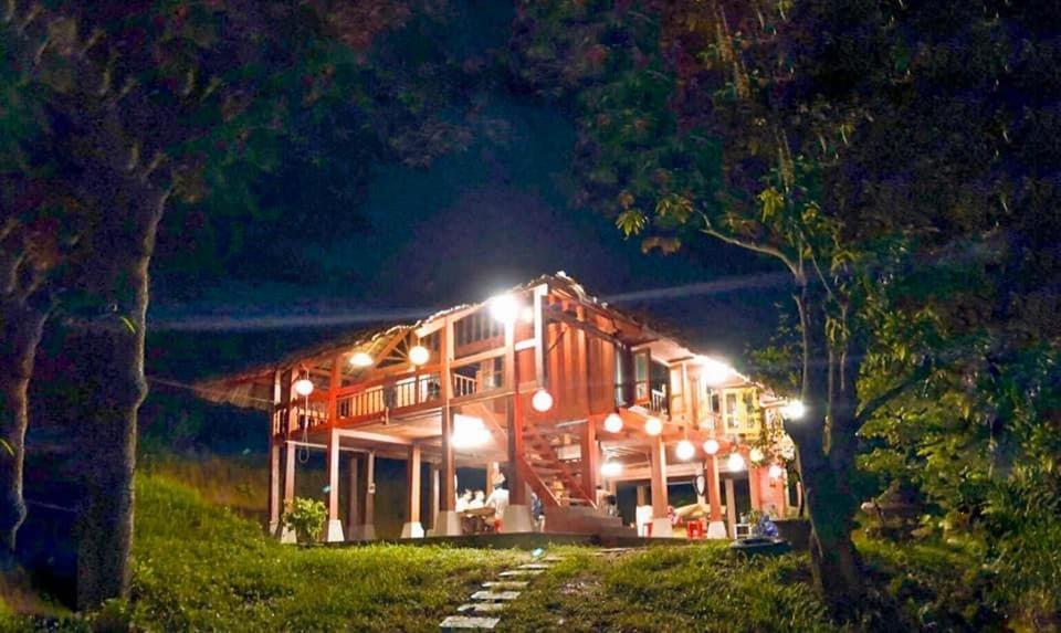 Pai Bjooc Homestay Tuyen Quang Exteriör bild