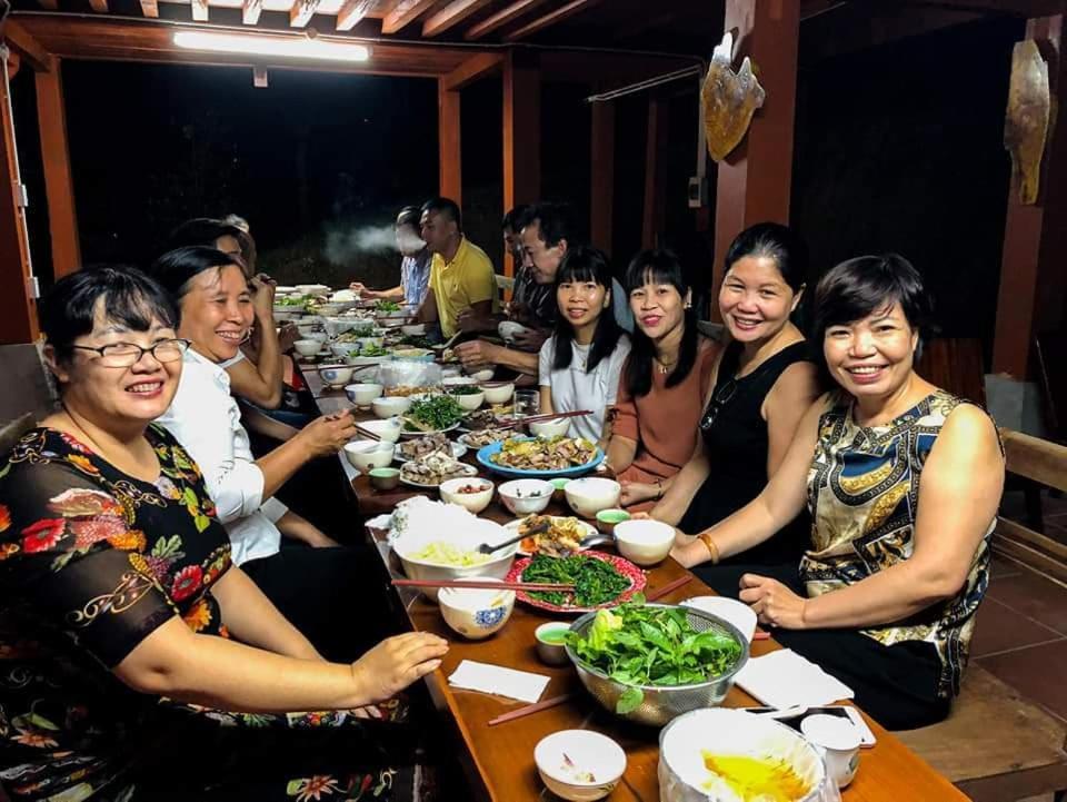 Pai Bjooc Homestay Tuyen Quang Exteriör bild