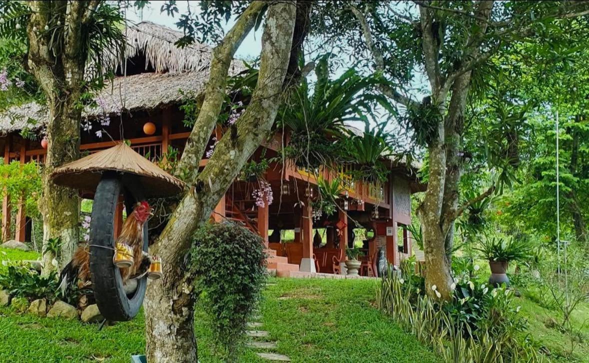 Pai Bjooc Homestay Tuyen Quang Exteriör bild
